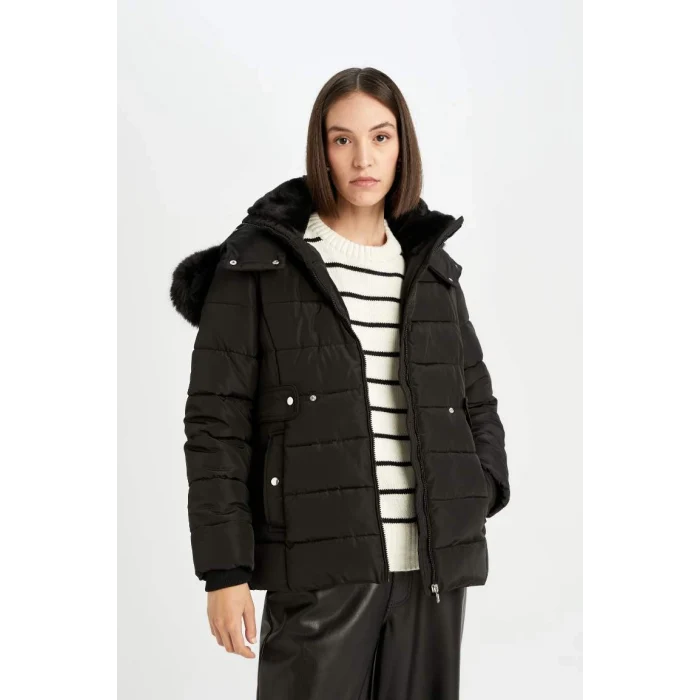 A0772 Su İtici Hafif Uzun Çıkarılabilir Suni Kürk Kapüşonlu Kapitoneli Fermuar Çıtçıtlı Cepli Şişme Mont