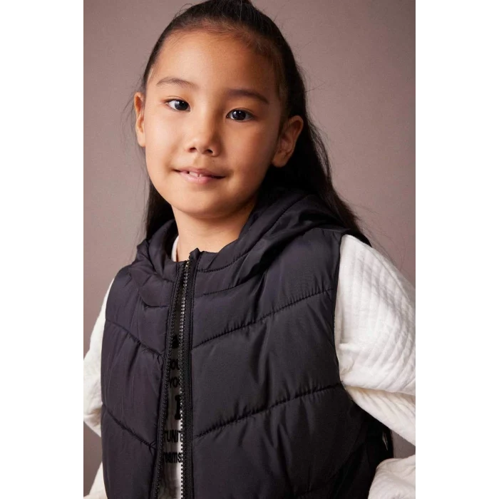 A0818 Kapüşonlu Yelek