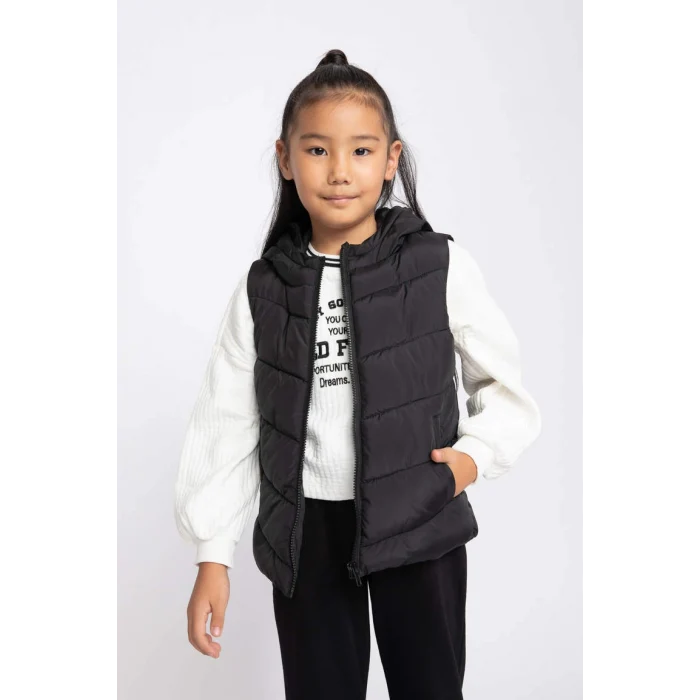 A0818 Kapüşonlu Yelek