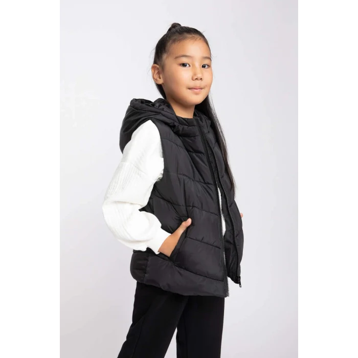 A0818 Kapüşonlu Yelek