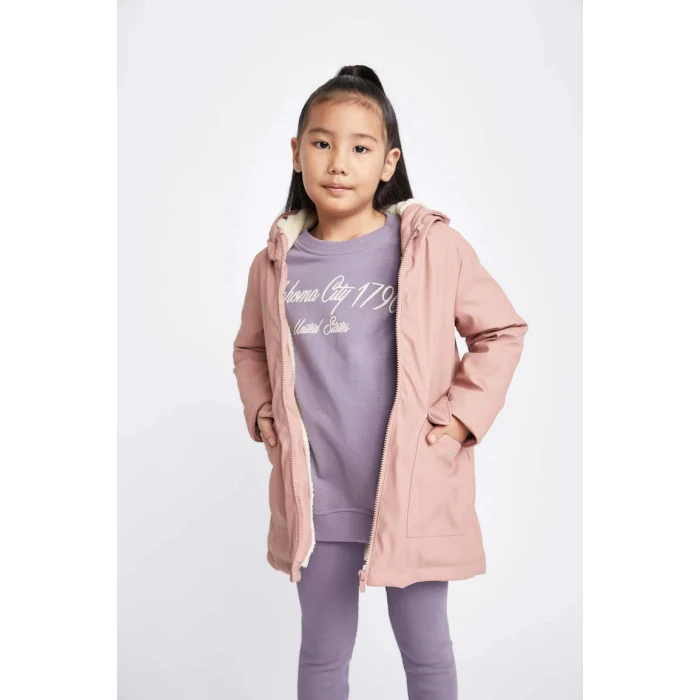 A0882 Su İtici Kapüşonlu Yağmurluk