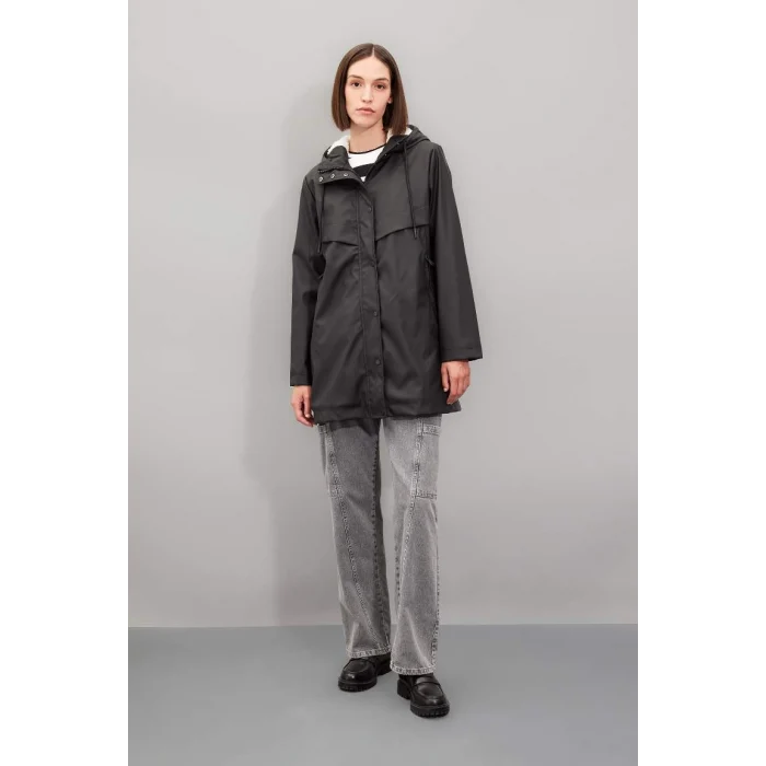 A0982 Su İtici Polar Astarlı Kapüşonlu Fermuarlı Çıtçıtlı Cepli Mevsimlik Suni Deri Uzun Yağmurluk