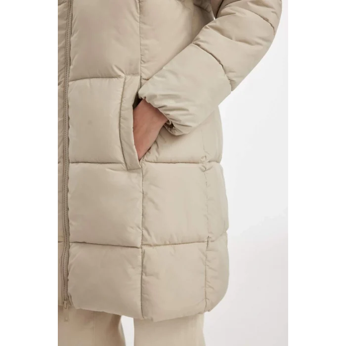 A1315 Su İtici Regular Kalıp Çıkarılabilir Kapüşonlu Puffer Şişme Uzun Mont Parka