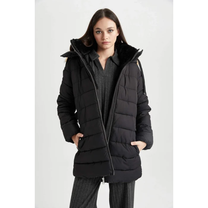 A2969 Su İtici Kapüşonlu Suni Kürklü Mont