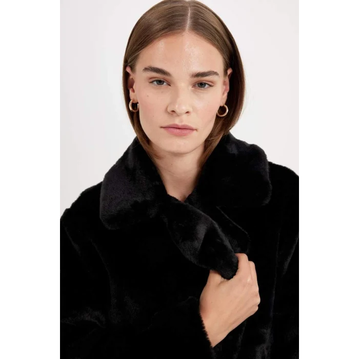 A4650 Uzun Pelüş Kaban Oversize Geniş Kalıp Çıtçıt Kapamalı Cepli