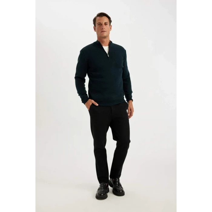 A5184 Standart Fit Normal Kesim Dik Yaka Fermuarlı Basic Düz Triko Kazak