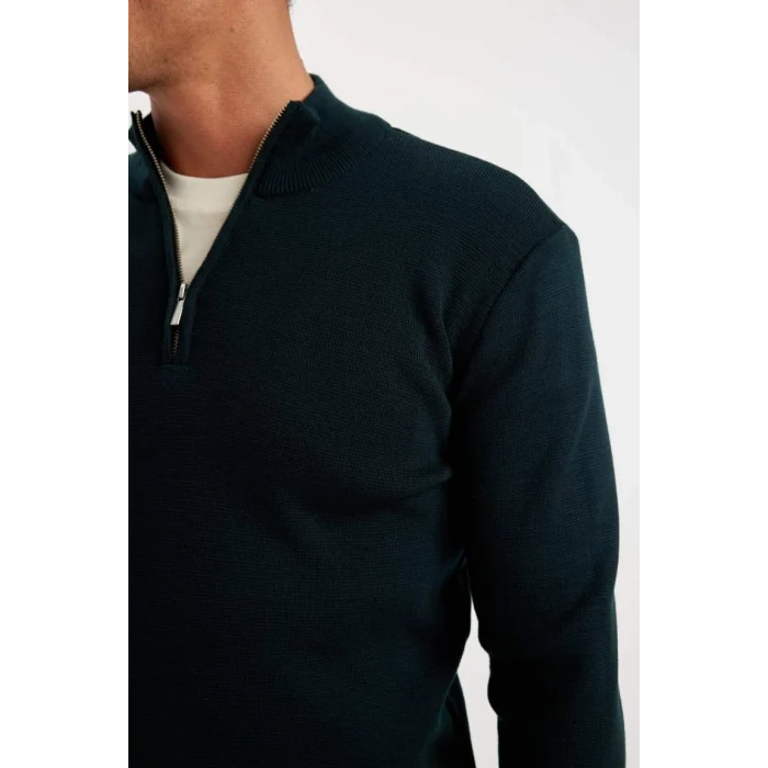 A5184 Standart Fit Normal Kesim Dik Yaka Fermuarlı Basic Düz Triko Kazak