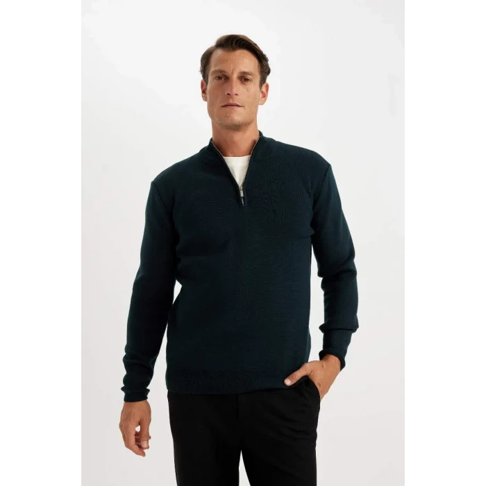 A5184 Standart Fit Normal Kesim Dik Yaka Fermuarlı Basic Düz Triko Kazak