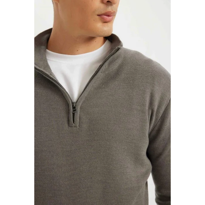 A5184 Standart Fit Normal Kesim Dik Yaka Fermuarlı Basic Düz Triko Kazak