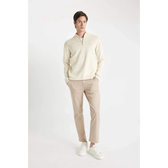 A5184 Standart Fit Normal Kesim Dik Yaka Fermuarlı Basic Düz Triko Kazak