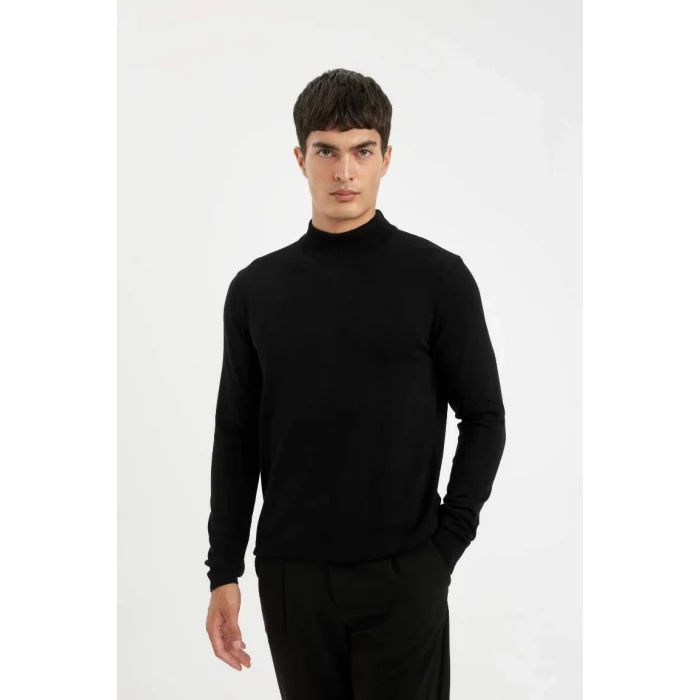 A5282 Siyah Standart Fit Normal Kesim Yarım Balıkçı Yaka Basic Düz Triko Kazak