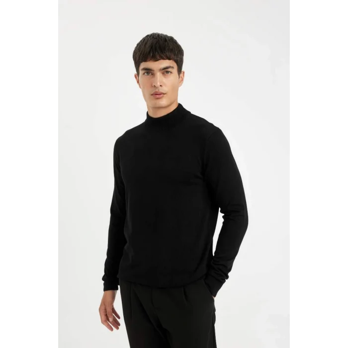 A5282 Siyah Standart Fit Normal Kesim Yarım Balıkçı Yaka Basic Düz Triko Kazak