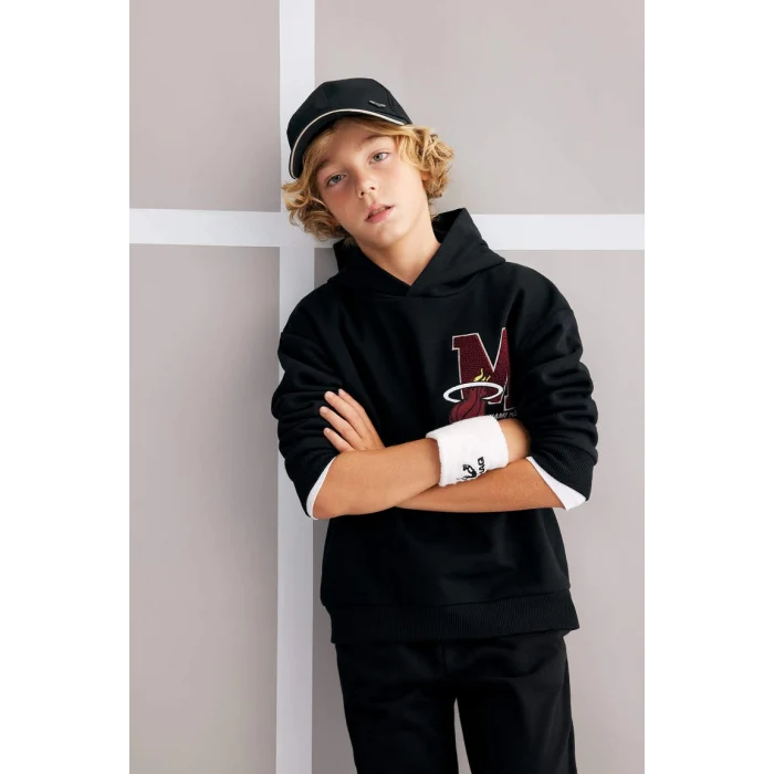 A5532 NBA Miami Heat Oversize Fit Sweat Shirt