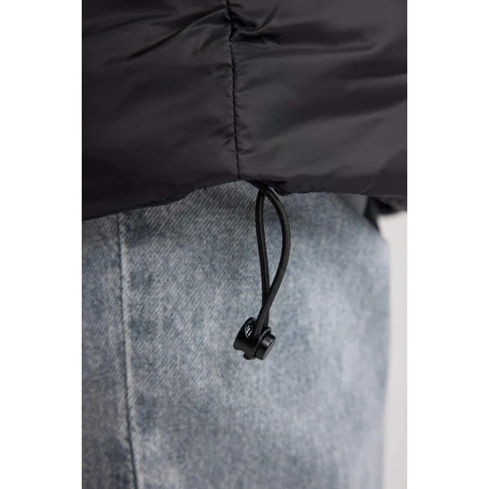 A7167 Su Geçirmez Relax Fit Kapüşonlu Mont