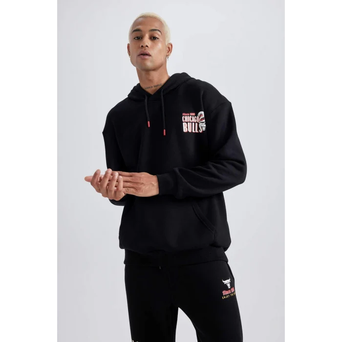 A7271 NBA Chicago Bulls Boxy Fit Sweat Shirt