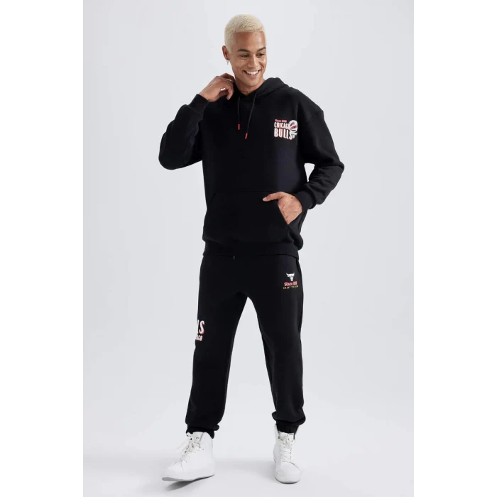 A7271 NBA Chicago Bulls Boxy Fit Sweat Shirt