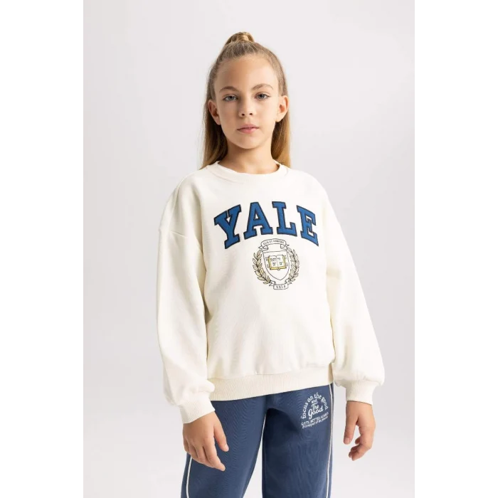 A7737 Yale University Relax Fit Sweatshirt