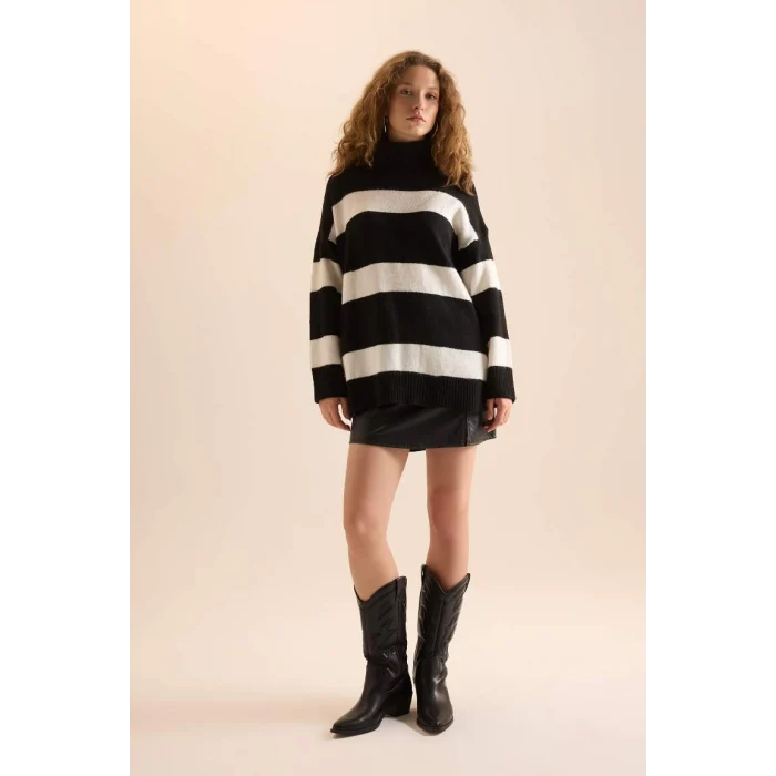 A8595 Relax Fit Çizgili Balıkçı Yaka Tunik