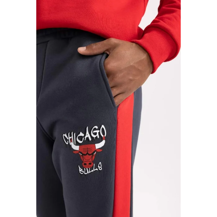 A9837 NBA Chicago Bulls Standart Fit Jogger