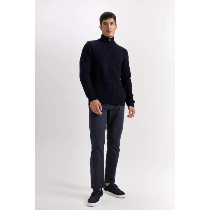 B0578 Lacivert Standart Fit Normal Kesim Bato Yaka Fermuarlı Basic Düz Triko Kazak