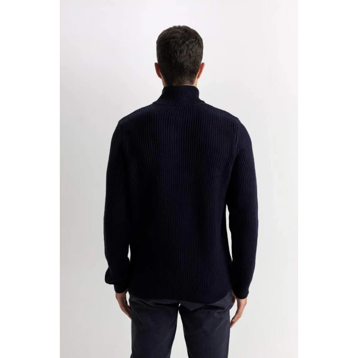 B0578 Lacivert Standart Fit Normal Kesim Bato Yaka Fermuarlı Basic Düz Triko Kazak