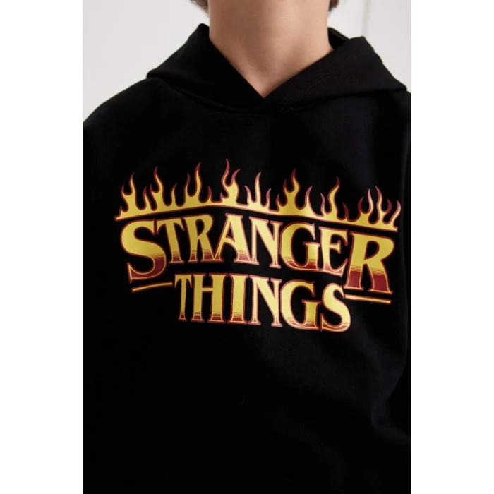 B2458 Stranger Things Bisiklet Yaka Sweatshirt