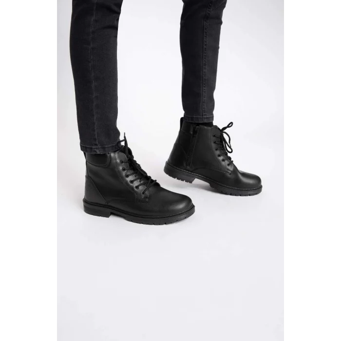 B2633 Düz Taban Suni Deri Bot