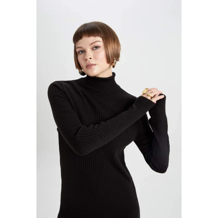 B3730 Fitted Balıkçı Yaka Basic Düz Uzun Kollu Yırtmaçlı Midi Triko Elbise