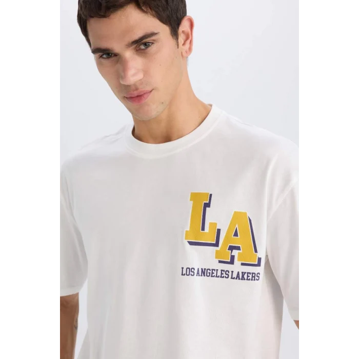 B3894 DeFactoFit NBA Los Angeles Lakers Oversize Geniş Kalıp Bisiklet Yaka Kısa Kollu Tişört