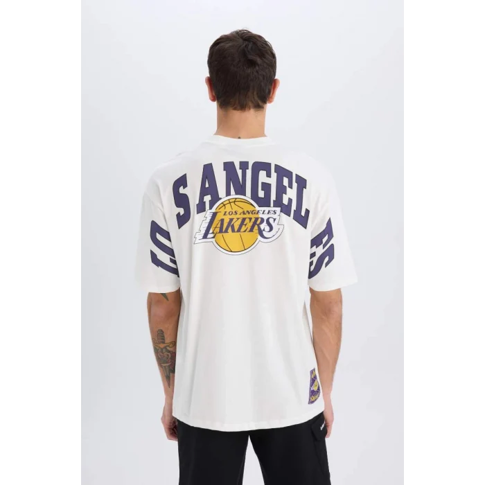 B3894 DeFactoFit NBA Los Angeles Lakers Oversize Geniş Kalıp Bisiklet Yaka Kısa Kollu Tişört