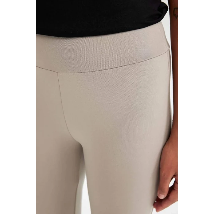 B3988 DeFactoFit Flare Fit İspanyol Paça Standart Boy Eşofman Altı