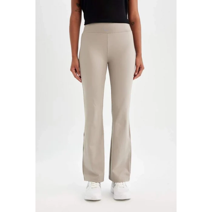 B3988 DeFactoFit Flare Fit İspanyol Paça Standart Boy Eşofman Altı