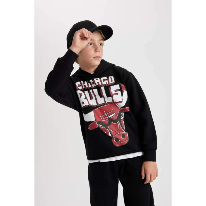 B4794 NBA Chicago Bulls Kapüşonlu Sweatshirt