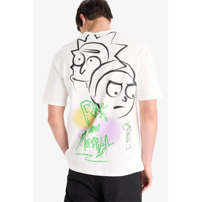Defacto %100 Pamuk Rick and Morty Comfort Regular Fit Rahat Kalıp Bisiklet Yaka Kısa Kollu Tişört