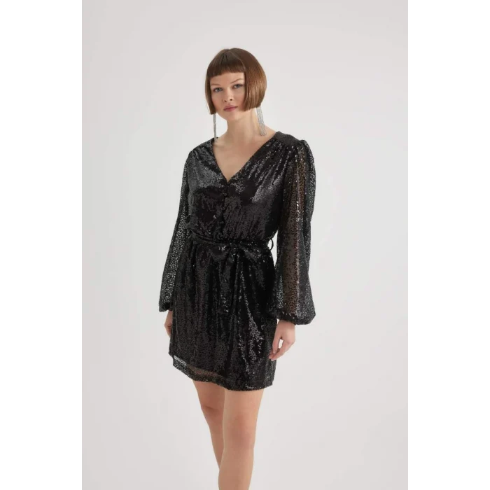 B6674 Kalp Yaka Payetli Kumaş Uzun Kollu Mini Elbise