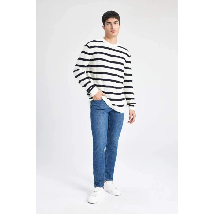 B9724 Standart Fit Normal Kesim Bisiklet Yaka Triko Çizgili Kazak