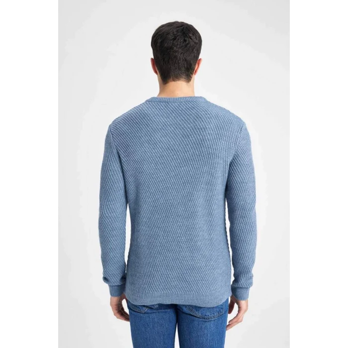 C0048 Mavi Standart Fit Normal Kesim Bisiklet Yaka Triko Kazak