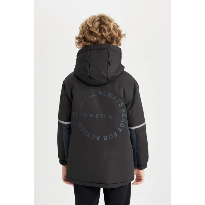 C4319 Su İtici Kapüşonlu Yağmurluk