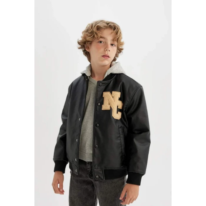 C4326 Su İtici Çıkarılabilir Kapüşonlu Çıtçıt Kapamalı Çift Cepli Kolej Yaka Suni Deri Bomber Hafif Mont