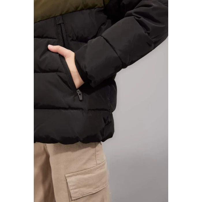 C5511 Su İtici Kapüşonlu Fermuarlı Cepli Polar Astarlı Mont