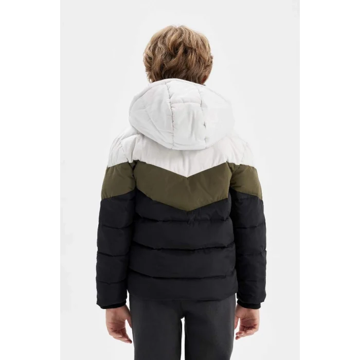 C5511 Su İtici Kapüşonlu Fermuarlı Cepli Polar Astarlı Mont