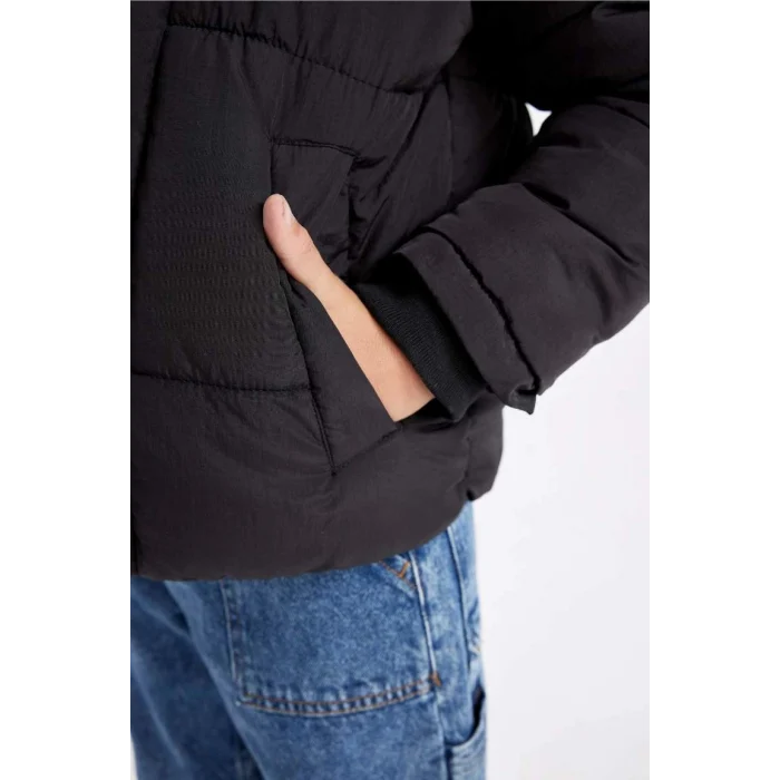 C5569 Su İtici Çıkarılabilir Kapüşonlu Fermuarlı Çıtçıt Kapamalı Cepli Şişme Mont