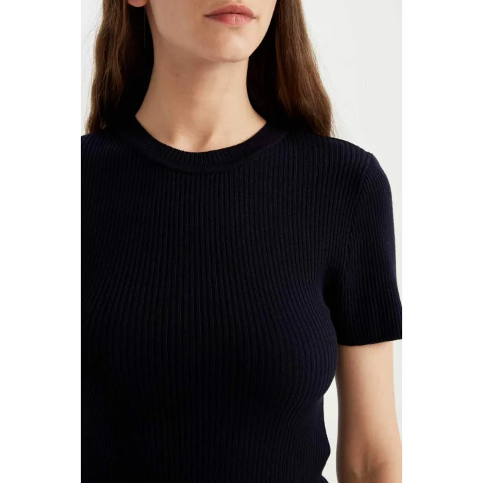 C5638 Crop Bisiklet Yaka Basic Düz Fitilli Kısa Kollu Triko Kazak