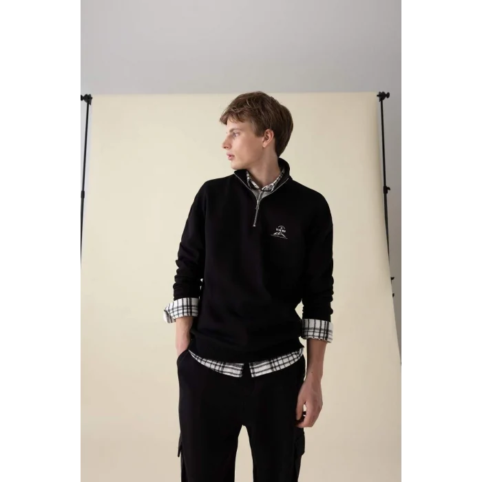 C6132 Comfort Regular Fit Rahat Kalıp Dik Yaka Yarım Fermuarlı Baskılı Sweatshirt