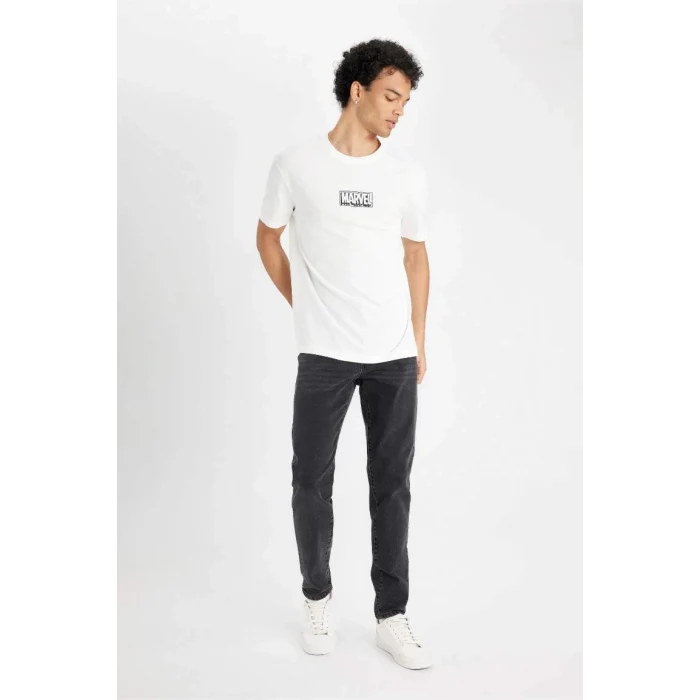 C6516 Marvel Logo Only Regular Fit Bisiklet Yaka Pamuklu Baskılı Kısa Kollu Tişört