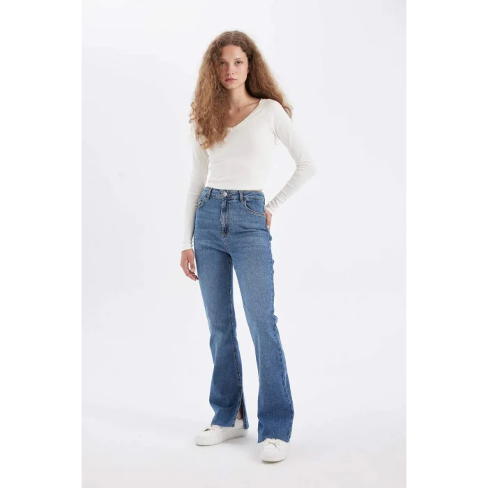 C7621 Slim Flare Normal Bel Yırtmaçlı Jean Pantolon