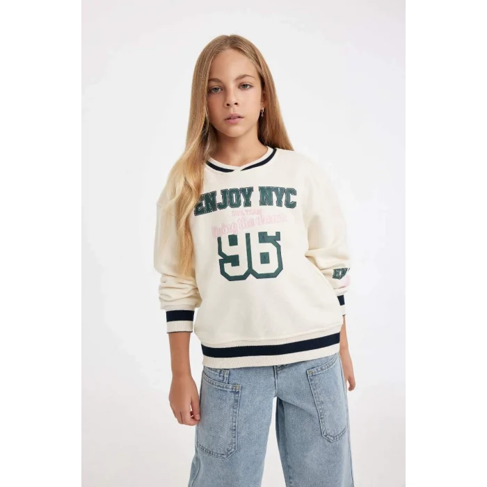 C7789 Relax Fit V Yaka Yazı Baskılı Sweatshirt