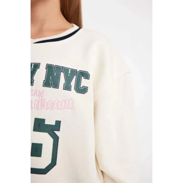 C7789 Relax Fit V Yaka Yazı Baskılı Sweatshirt