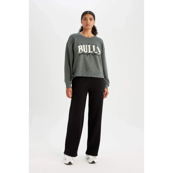 C8247 DeFactoFit NBA Chicago Bulls Bisiklet Yaka Sweatshirt