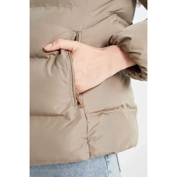 C9523 Su İtici Puffer Şişme Mont Kapüşonlu Fermuar Çıtçıt Kapmalı Cepli